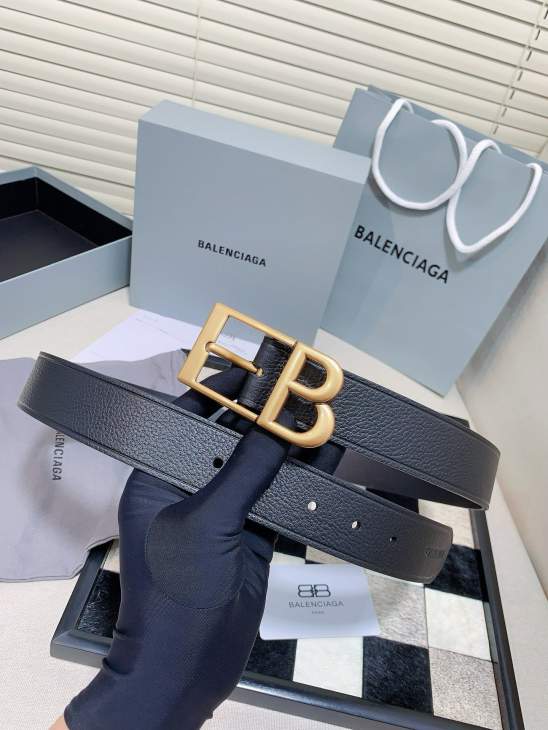 Picture of Balenciaga Handbags _SKUfw186638307fw